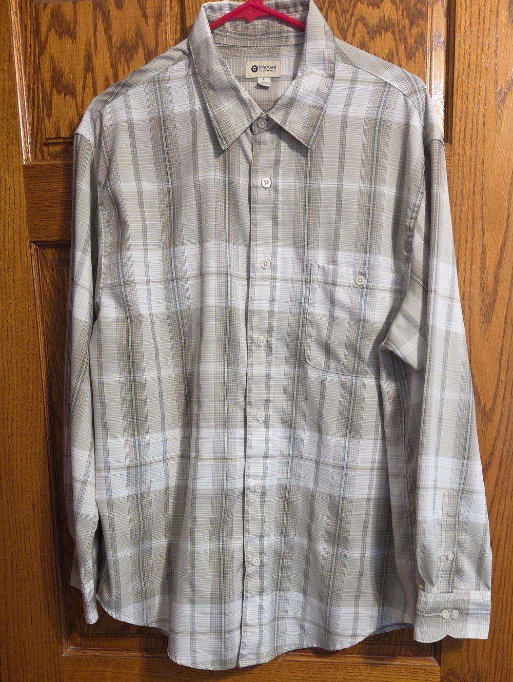 Haggar Men's Plaid Button-Down Shirt in Gray and White